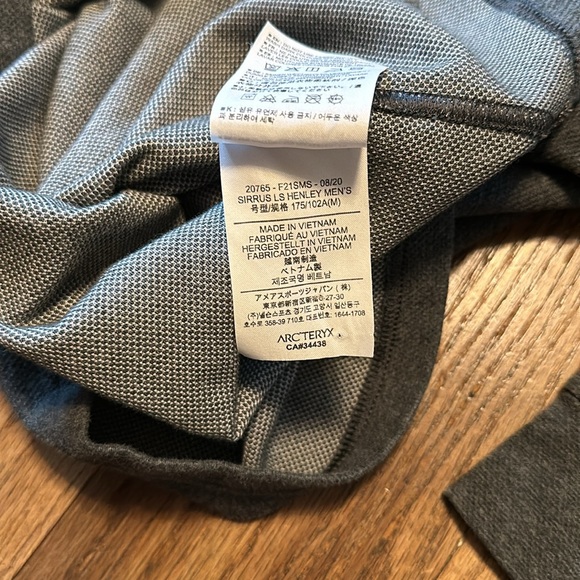 Arc’teryx Men’s Sirius LS Henley - Picture 4 of 4